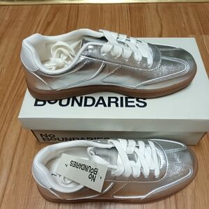 NO BO Women's Comfort Lace On Sports Sneaker Shinny Silver